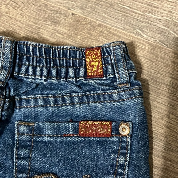 7 for All Mankind Shorts - Picture 3 of 4